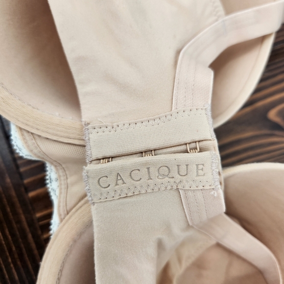 Cacique Lightly Lined Full Coverage Bra 42C Nude NWOT - Picture 3 of 6